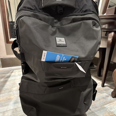 Rip Curl F-light soft suitcase 110L with tags