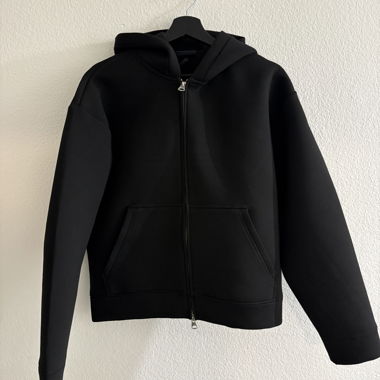 Felpa nera con zip