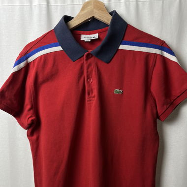 Polo Lacoste rouge parfait état 