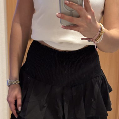 Black skirt