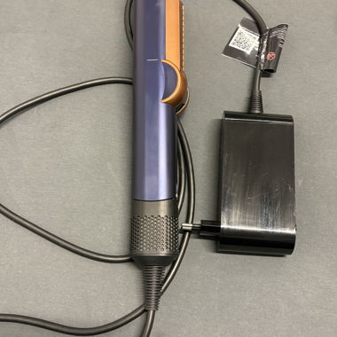 Dyson Airstrait