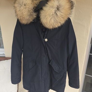 Veste Woolrich avec capuche en fourrure