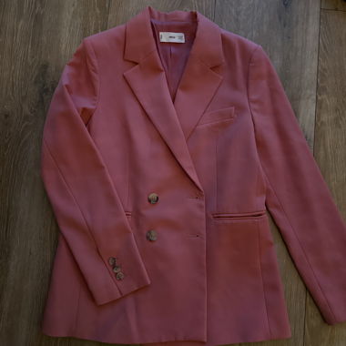 Blazer rosa Mango