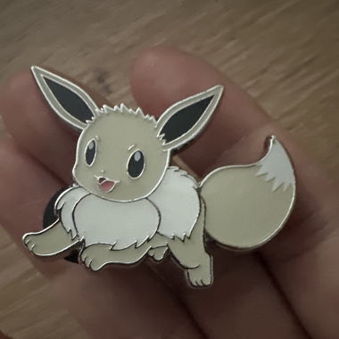 Pin’s Pokémon - Évoli Radieux