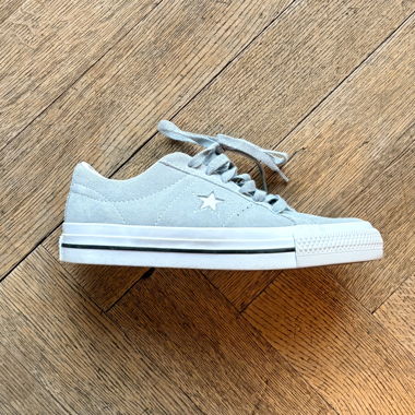 Sneakers basse Converse in pelle scamosciata