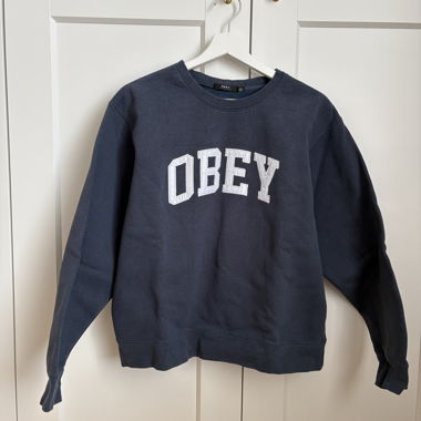 Obey navy sweatshirt