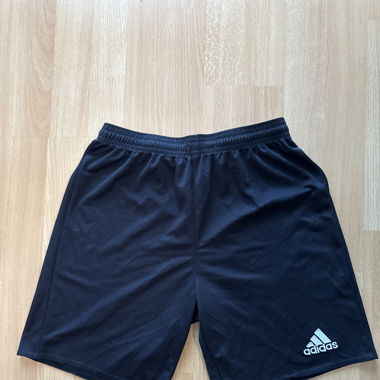kurze Sporthosen für Kinder