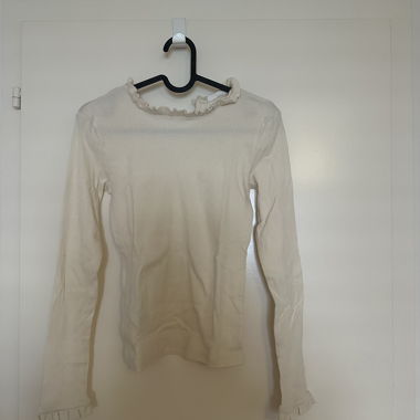 Long-sleeve shirt