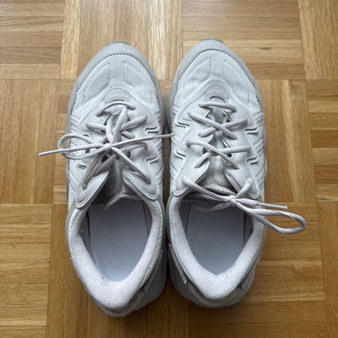Baskets Adidas Osweego Beige