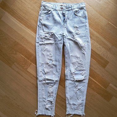 Pull&Bear Jeans (distressed)
