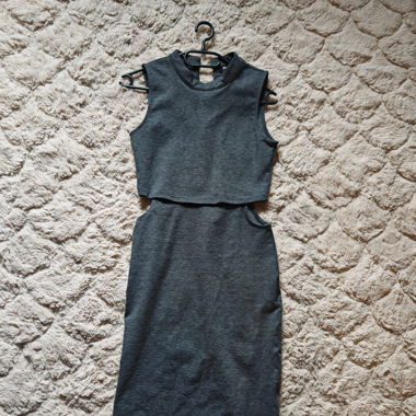 robe grise taille 36 / S