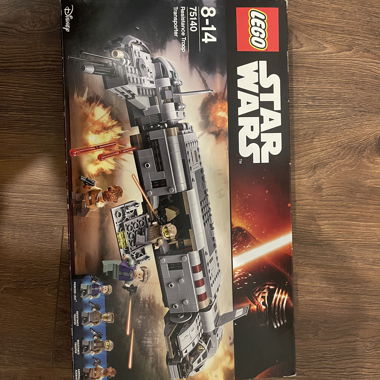 LEGO Star Wars 75140