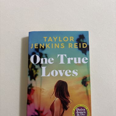 One True Loves - Taylor Jenkins Reid