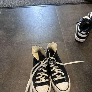 Converse