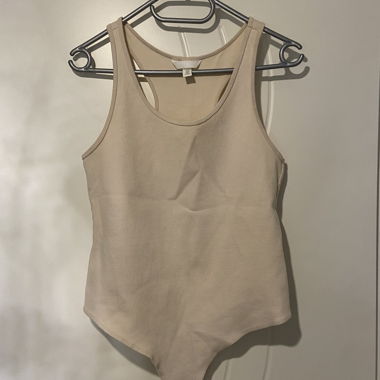 Body top di H&M
