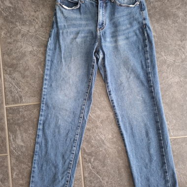Jean