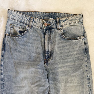 Straight Jeans