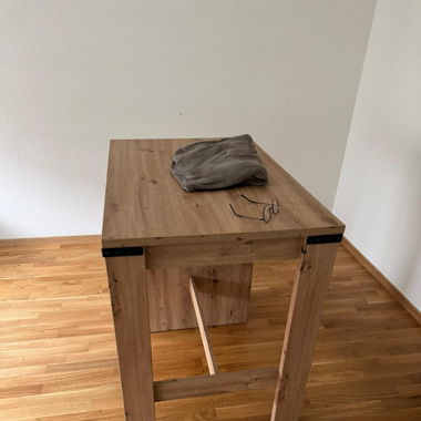 Table de salle à manger avec rangement 