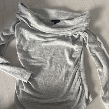Grey AMISU Sweater