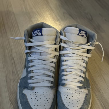 Jordan 1 Retro High OG Hyper Blue
