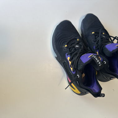 Chaussures de basket lakers