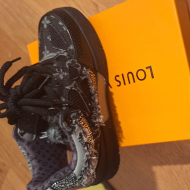 Lv skates Swarovski 