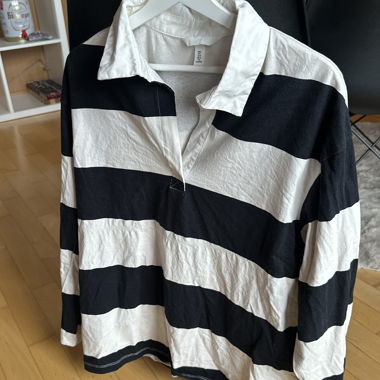 Striped pullover