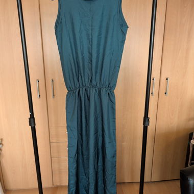Dark green dress