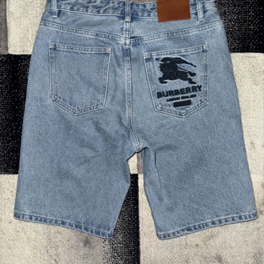 Short en jean Burberry Supreme