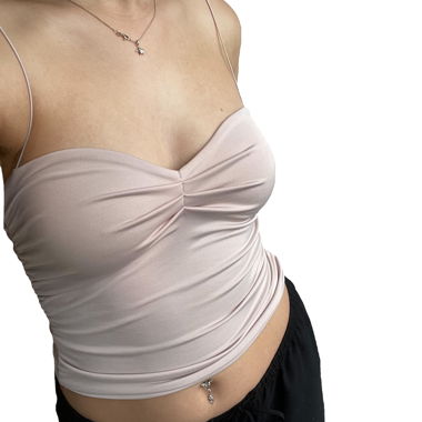 pink top