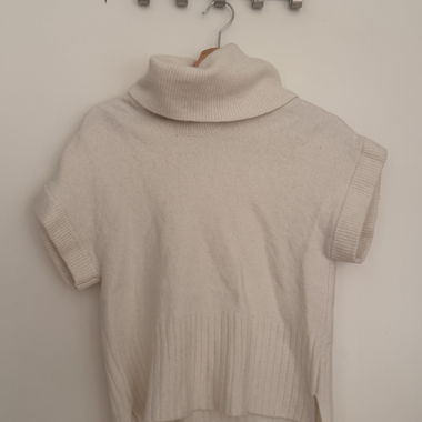 White knit sweater vest Massimo Dutti