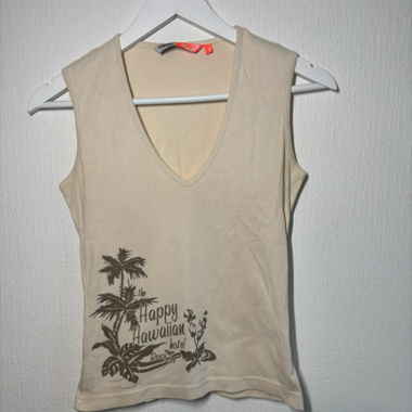 Top Roxy