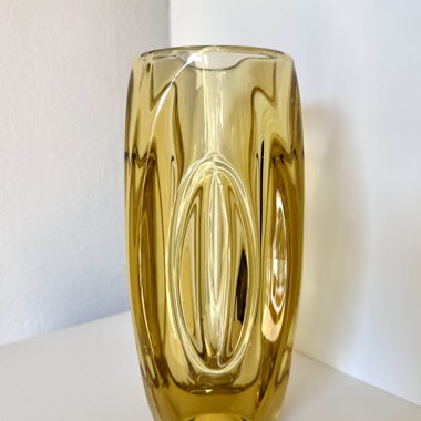 Vintage-Vase aus bernsteinfarbenem Glas von Rudolf Schrötter