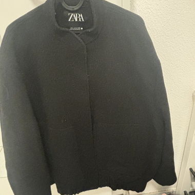 ZARA black bomber jacket 50% wool (oversized)