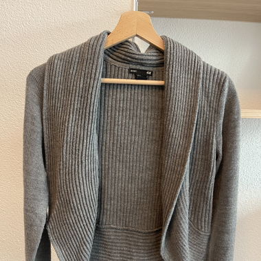 Graue Jacke