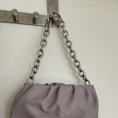 Lila Tasche