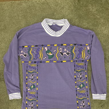 dünner Graphic Pulli lila