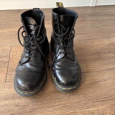 Dr. Martens 1460 Boots Gr. 40