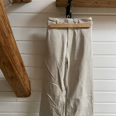 beige straight Jeans