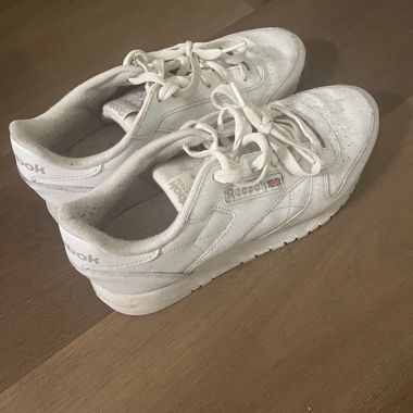 White Reebok Sneakers Gr. 39