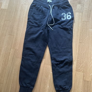 Black Jogging Pants M