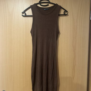Abito a coste marrone Bershka
