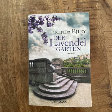Le Jardin de Lavande lucinda riley