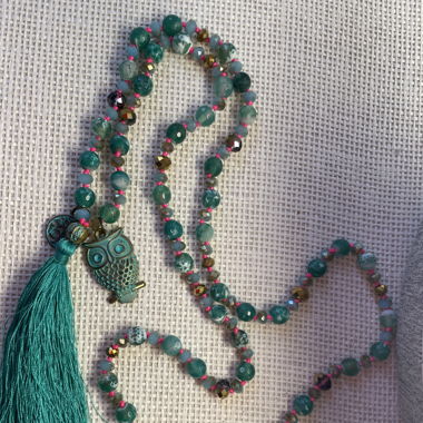Collier pierres et cristal