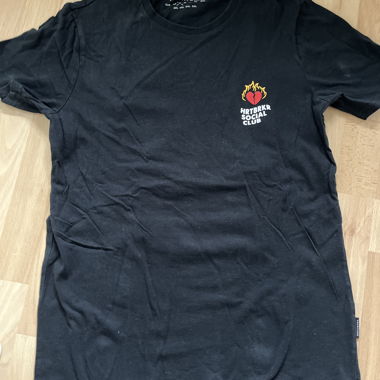 Black T-shirt
