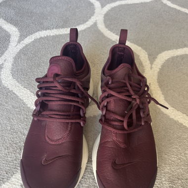 Nike Sneaker bordeaurot
