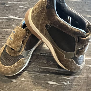 Hogan Jungen 23