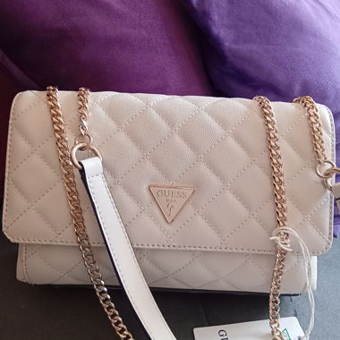 Tasche in Sahnefarbe