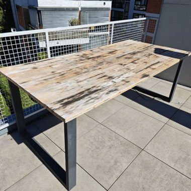 Holz-Outdoor-Tisch