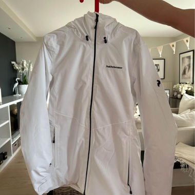 Ski suit